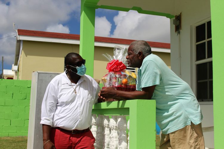 SKELEC DISTRIBUTES LOVE BASKETS TO FORMER EMPLOYEES