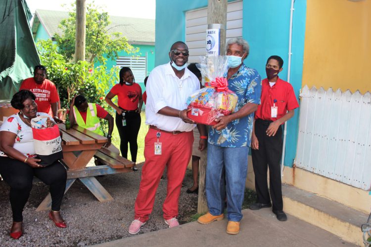 SKELEC DISTRIBUTES LOVE BASKETS TO FORMER EMPLOYEES