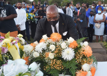 PRIME MINISTER HARRIS PAYS GLOWING TRIBUTE TO THE LATE APOSTLE DR. ALLAN ISAAC