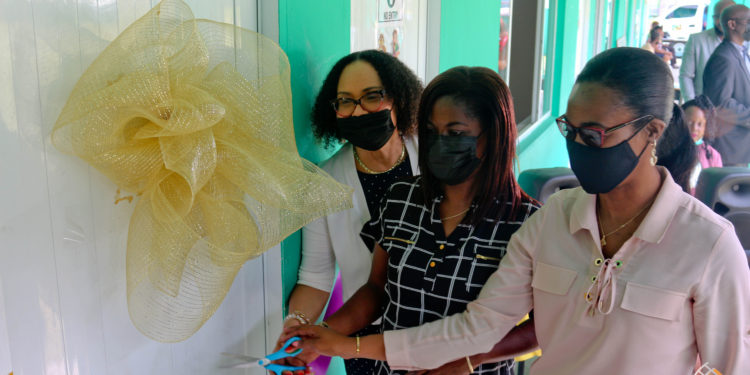 TECHNOLOGY IS AT THE FOREFRONT OF PRIMARY SCHOOL EDUCATION IN ST. KITTS