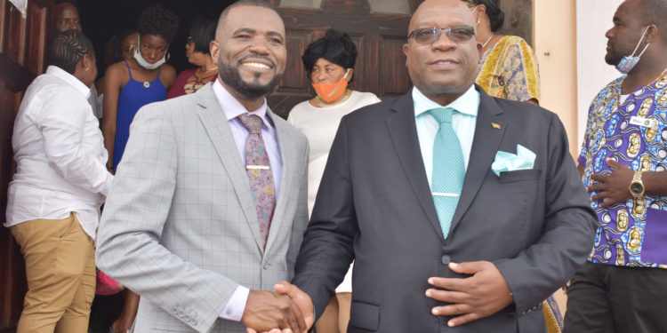 Destiny International Church thanks PM Harris for worshipping at its new location