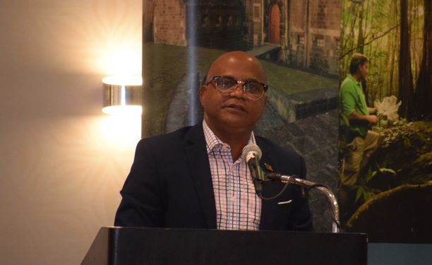 MINISTER OF TOURISM SAYS MINISTRY IS DOING EVERYTHING TO KEEP HOTELS AFLOAT