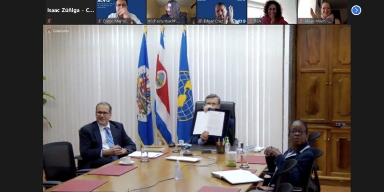 IICA and Solidaridad join forces to promote resilience and sustainability in agrifood chains of the Americas