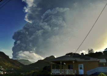 The St. Kitts Nevis National Co-operative League Limited gives aid to its sister League in St. Vincent and Grenadines