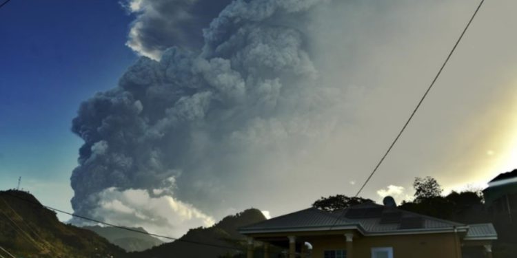 The St. Kitts Nevis National Co-operative League Limited gives aid to its sister League in St. Vincent and Grenadines