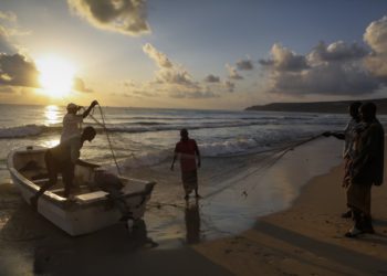 FISHERS NOW ALLOWED TO FISH DURING 24HR CURFEW DAYS