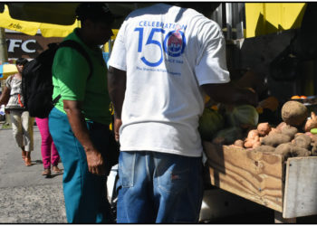 CABINET CONSIDERS PERMANENT PLACEMENT FOR SIDEWALK VENDORS