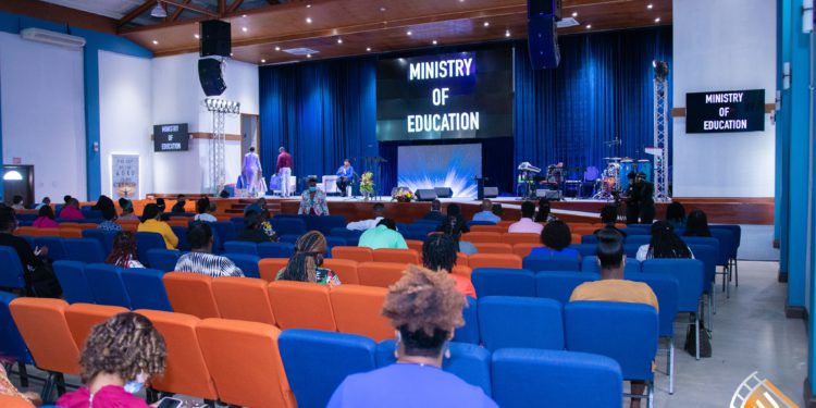 TEACHERS PARTICIPATE IN THE VIRTUAL OPENING CEREMONY OF THE ACADEMIC YEAR 2021-2022