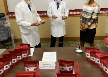 St. Kitts and Nevis gifts Taiwan hospital with desserts to celebrate 38 years of ties; Taipei Veterans General Hospital has assisted St. Kitts and Nevis on chronic disease prevention