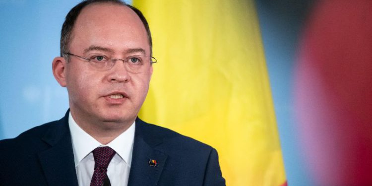 FOREIGN AFFAIRS MINISTER OF ROMANIA CONGRATULATES ST. KITTS AND NEVIS ON 38 YEARS OF INDEPENDENCE