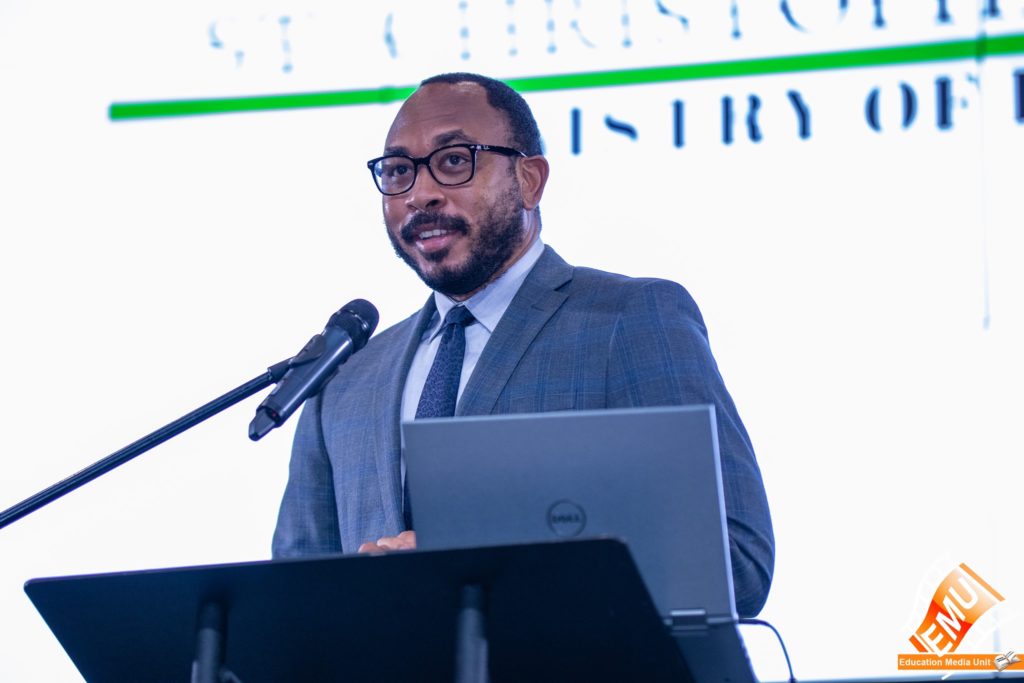 MINISTER OF EDUCATION APPEALS FOR A COLLECTIVE APPROACH TO FIGHT COVID-19 IN SCHOOLS