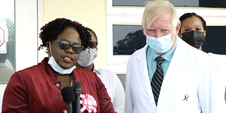 Swedish plastic surgeon performs landmark lifesaving breast reconstruction surgery at Alexandra Hospital