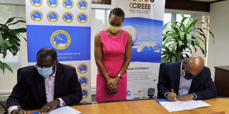 CDB, CCREEE Formalise Partnership for Renewable Energy, Energy Efficiency Advancement