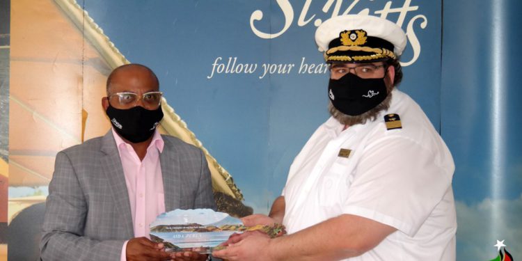 MINISTER OF TOURISM WELCOMES AIDAPERLA TO THE FEDERATION