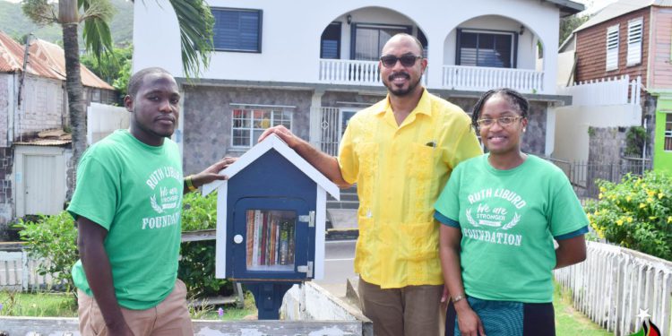 RESIDENTS ENCOURAGED TO MAKE USE OF NEW LITTLE LIBRARIES DURING COMMISSIONING CEREMONY