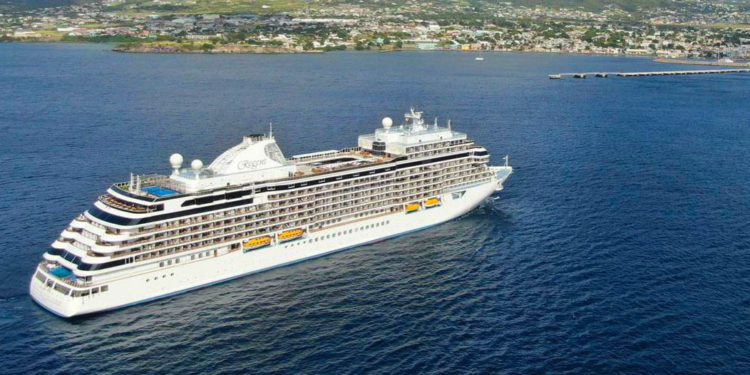 St. Kitts Welcomes the Inaugural Call of Seven Seas Splendor