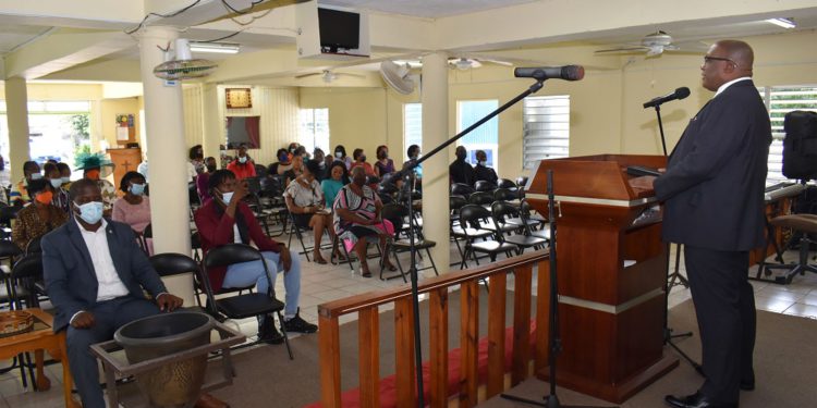 Put hope and confidence in God for a prosperous 2022, advises PM Harris