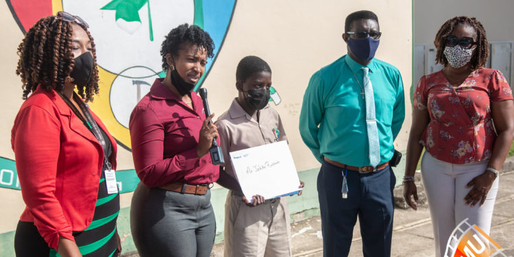 MINISTRY OF EDUCATION CONTINUES TO FORM PARTNERSHIPS WITH LOCAL BUSINESSES; 10 STUDENTS AWARDED SCHOLARSHIPS BY TROPICAL SHIPPING