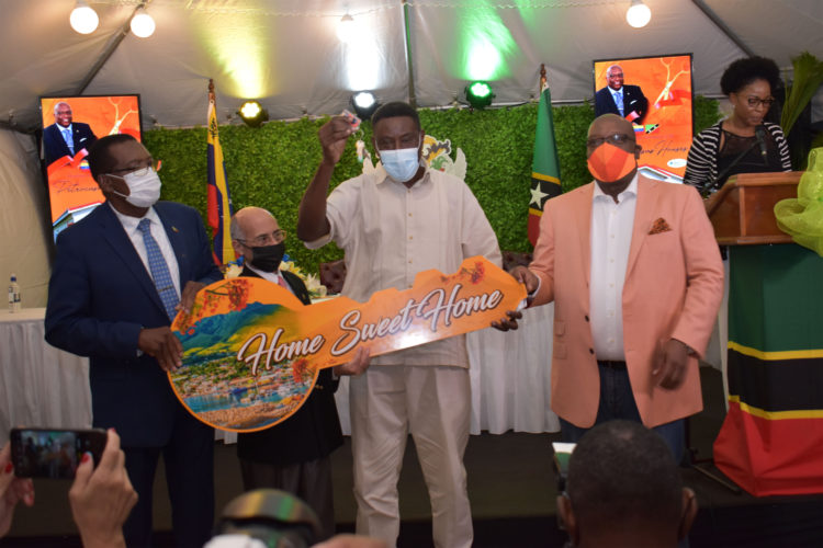 Petrocasas houses give fresh-start to 15 families in Mansion Village, says PM Harris