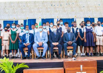 SCHOLARSHIP RECIPIENTS ENCOURAGED TO REMAIN RESOLUTE IN ACADEMIC PURSUITS