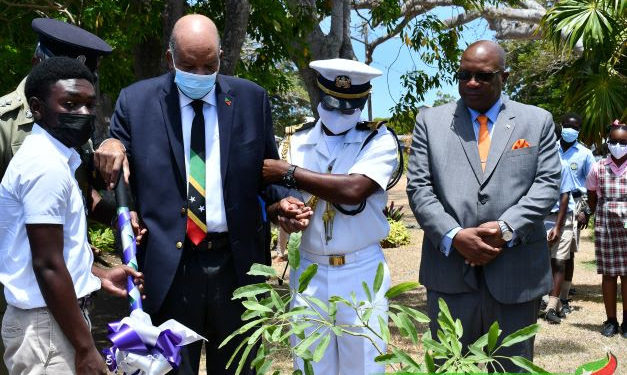DEPARTMENT OF YOUTH EMPOWERMENT SUPPORTS PLANTING 70 TREES FOR QUEEN’S 70TH JUBILEE INITIATIVE