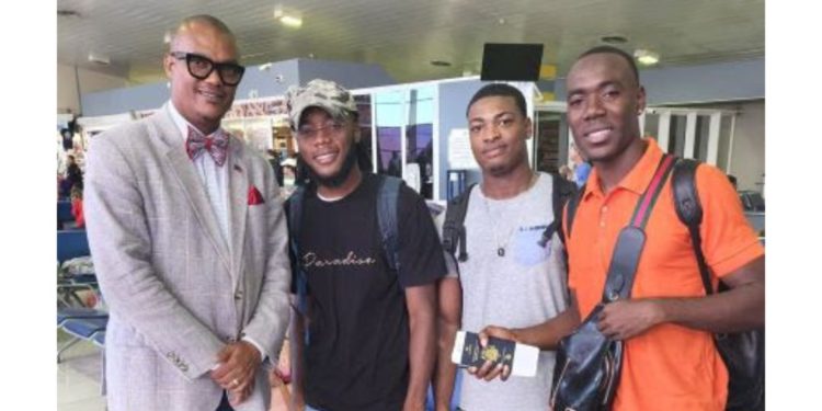 DEPUTY PM DR. HANLEY SEES OFF STUDENTS DEPARTING FOR TAIWAN IN A “HEART-WARMING” GESTURE