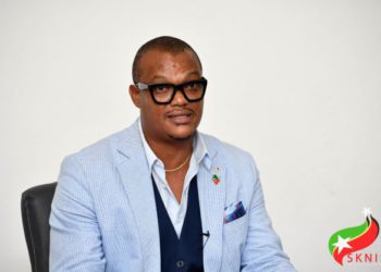 MINISTER OF EDUCATION PLEDGES SUPPORT TO SENIOR EDUCATION OFFICIALS