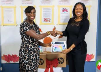 BAR ASSOCIATION DONATES LAPTOPS AND TABLETS TO THE NEW HORIZONS REHABILITATION CENTRE