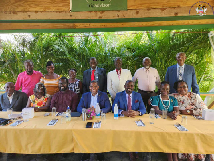ST. KITTS FARMERS’ COOPERATIVE SOCIETY AWARDS FOUR DEDICATEDFARMERS