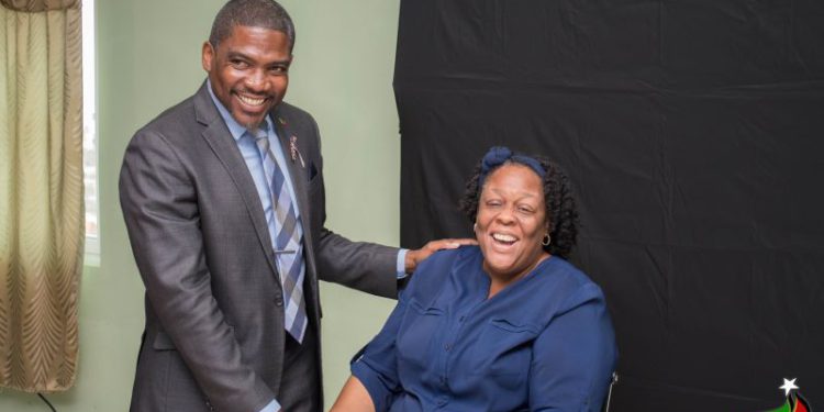 HAND SIGNING INTRODUCED AT PRIME MINISTER’S PRESS CONFERENCE