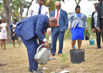 Minister of Foreign Affairs of Saint Kitts and Nevis participates in the 26th Meeting of COFCOR