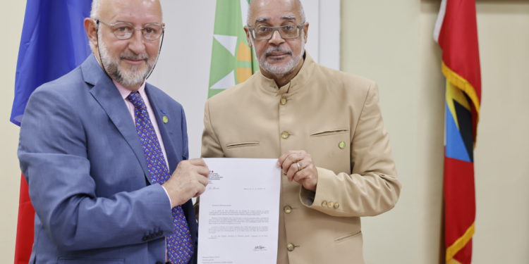Ambassador of France to the OECS presents his Credentials