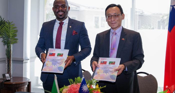 ST. KITTS AND NEVIS AND THE (ROC) TAIWAN SIGN AGREEMENT TO BRING ABOUT AN INCREASE IN POULTRY PRODUCTION IN THE FEDERATION