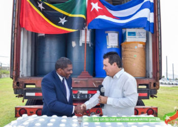 GOVERNMENT OF ST. KITTS AND NEVIS SHOWS CARE FOR ITS STUDENTS STUDYING IN CUBA WITH DONATION