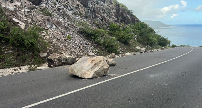 PWD CLEARING ROCK-FALL AT S.E. PENINSULA; MOTORISTS ASKED TO EXERCISE CAUTION AND PATIENCE