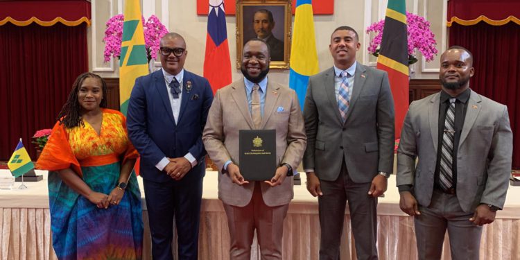 Saint Kitts and Nevis Establishes Diplomatic Relations with Palau
