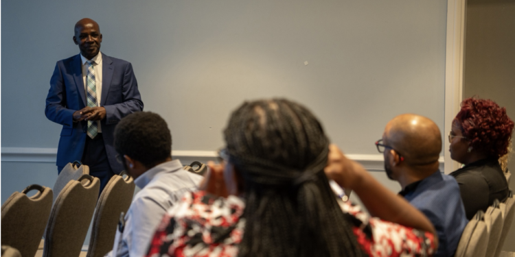 Ministry of Health Engage in Cooperation Talks With St. Martin Medical Centre (SMMC)