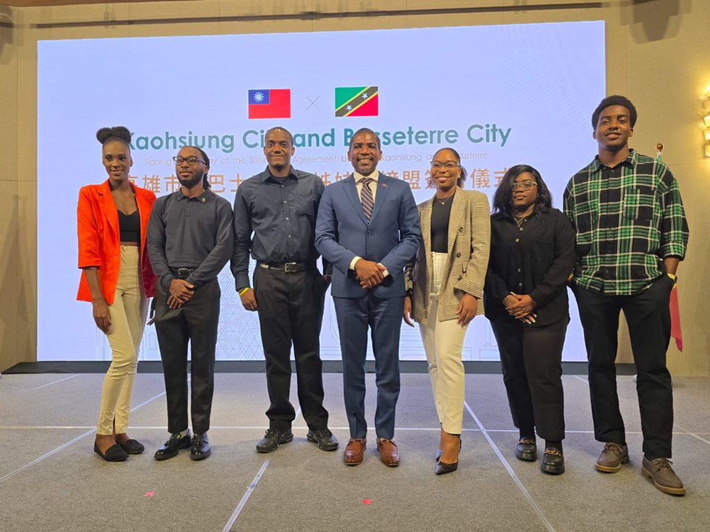 PRIME MINISTER DR. DREW ENGAGES WITH ST. KITTS AND NEVIS NATIONALS STUDYING IN KAOHSIUNG FOLLOWING SISTER CITY SIGNING