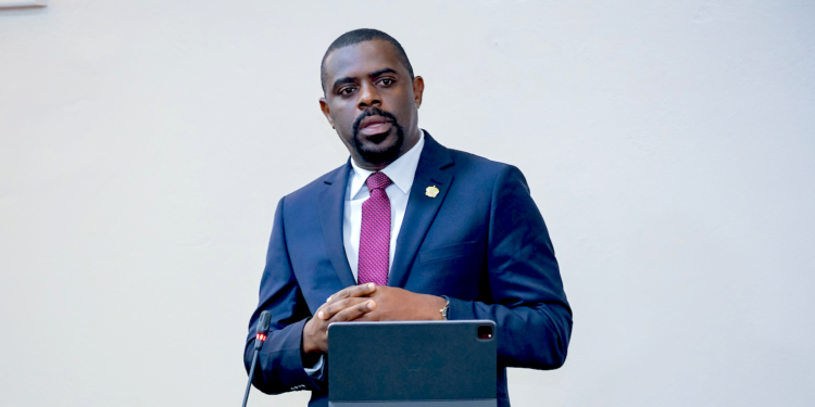 MINISTER DUGGINS CELEBRATES SUCCESS OF CREATIVE ARTS FUND AND ANNOUNCES UPCOMING CREATIVE POWER ARTS CONVENTION 