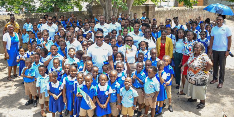 CABINET TOUTS EDUCATION TRANSFORMATION IN ST. KITTS AND NEVIS