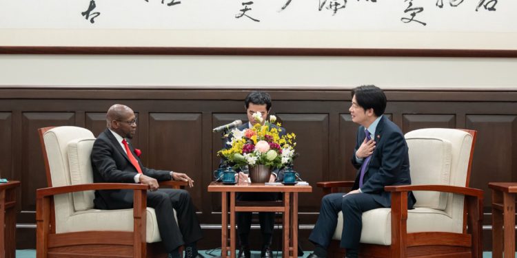 Saint Kitts and Nevis Foreign Minister Douglas Discusses Strengthening Allyship with Taiwan President Lai Ching-te
