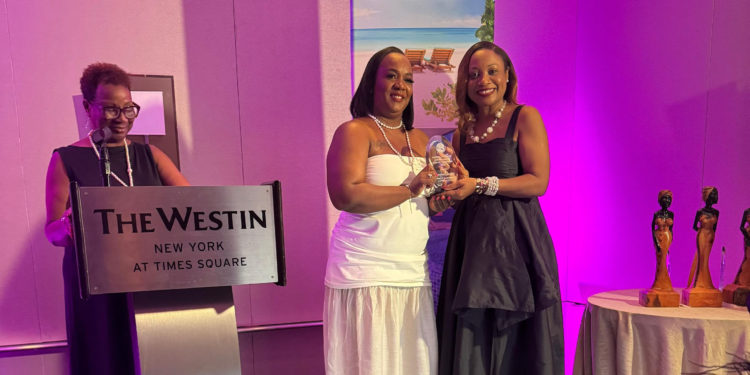 Hon. Marsha T. Henderson Receives Minister of Tourism Award at 2025 Caribbean Women’s Leadership Awards