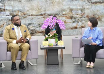 Ambassador Francis Meets with Pingtung County Magistrate to Discuss Collaboration in Education, Tourism and Agriculture