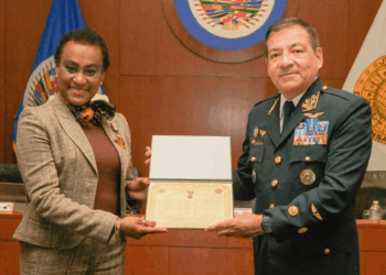 Ambassador Jacinth Henry-Martin Receives Inter-American Defense Board Medal 