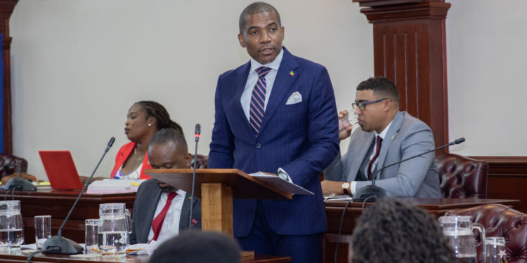 “Hard Work Must Be Recognised!”: Prime Minister Announces Double Salary Payment to Civil Servants, Pensioners and STEP Workers